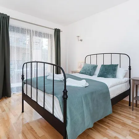 Angel City, Sun & Snow Apartamento Cracovia